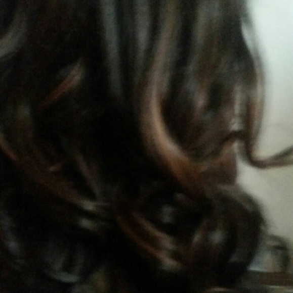 Wig - Picture 2 of 3